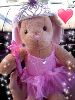 bonfirefairies:  internetbunnie:  Went to Build-A-Bear with Daddy today!! Made a Bunny Princess!! The wand makes noises and lights up! She also smells like strawberries❤️🍓👸🏼! 💘  AGHHHH WE HAVE THE SAME BUN!!! Mines named Jay and hes transgender.