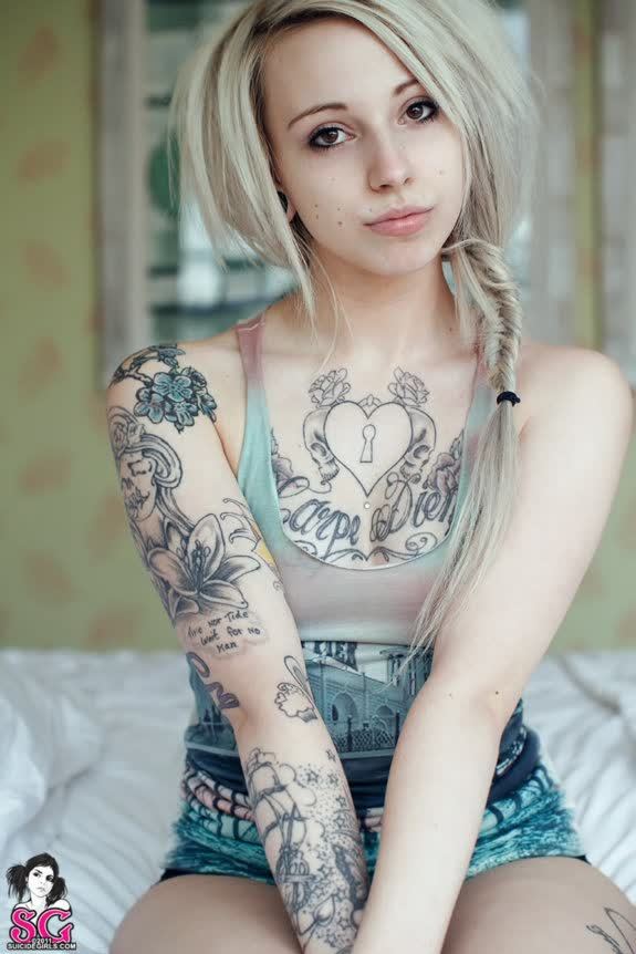 crazyhotemoteens:  Emo teens are really hot