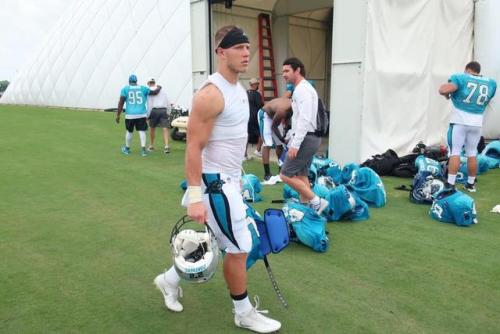 giantsorcowboys:  Manly MondayChristian McCaffrey Looks Good In Lycra And In A Skin-Tight Kit!Sexy As Hell, Baby!