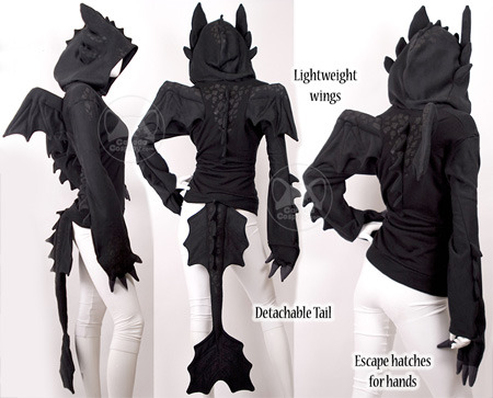 wolfkinz:  beheadtheprophet:  tabikato:  tatallalock:  Toothless Dragon Trainer hoodie