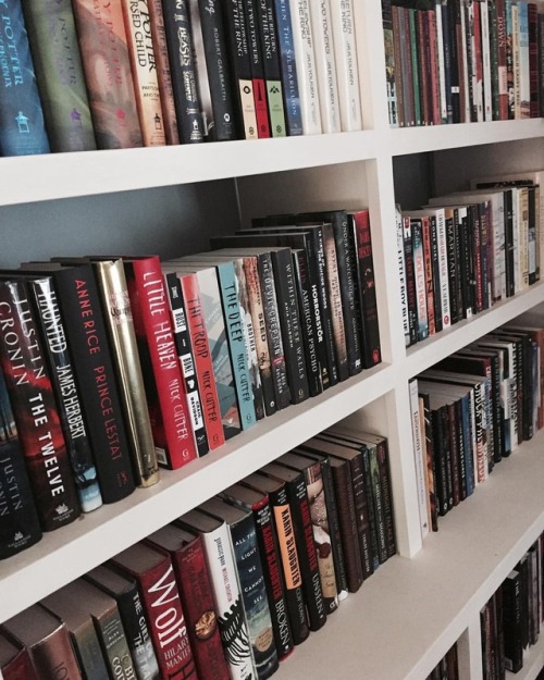 #shelfiesunday   I&rsquo;m starting The Bird Eater by @aniaahlborn on audiobook today!  And I&am