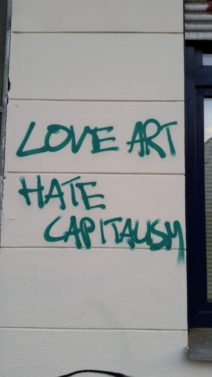 Love Art, Hate CapitalismBerlin, 2017