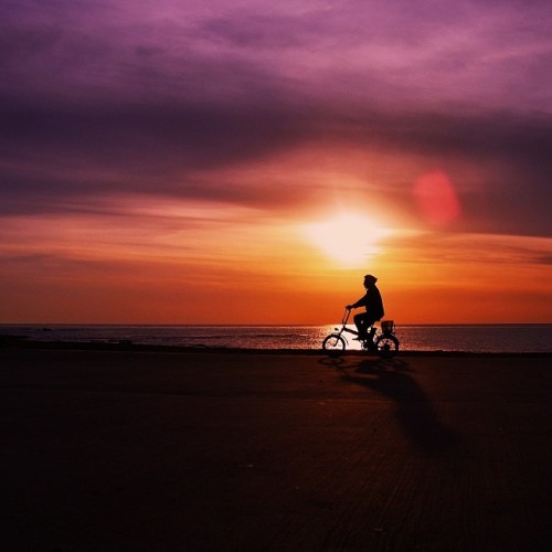 duivelseiphotography:  Sunset Biking