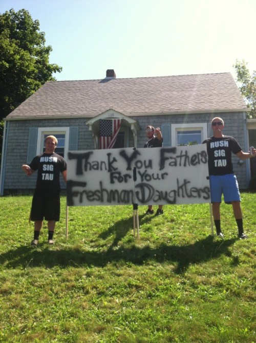 taraatrandom: micdotcom: Old Dominon fraternity hangs disgusting banner to welcome freshmen girls Ev