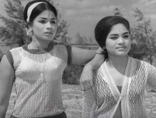  Kasethan Kadavulada (1972) 