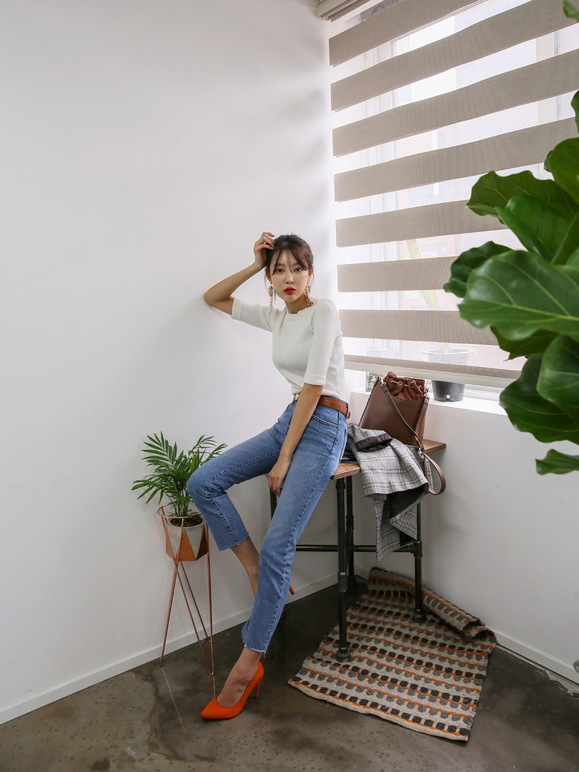 korean-dreams-girls:    Ji Na - September 07, 2017 2nd Set   