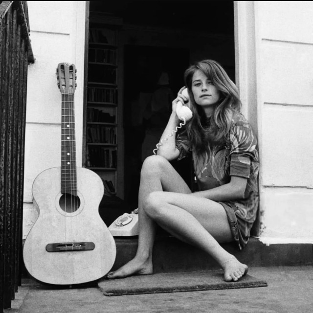 Charlotte Rampling, London, July 1968🥀 
📸Daily Mirror
Via @isabelfutre on Instagram🍁