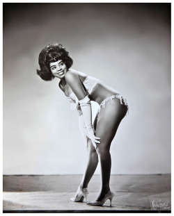 burleskateer:  Miss Topsy   More pics of