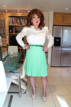 eveningfrolic:  silkysindy:  cream satin blouse and mint green pleats mmmm  Love the satin….. 