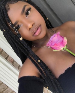 braidsforblackgirls:http://instagram.com/_summerella_ 😍