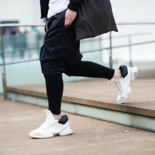 jpa-thevillain:  embassyoriginal:  all—-white:  STAY TRILL with ALL WHITE  http://jpa-thevillain.tumblr.com/
