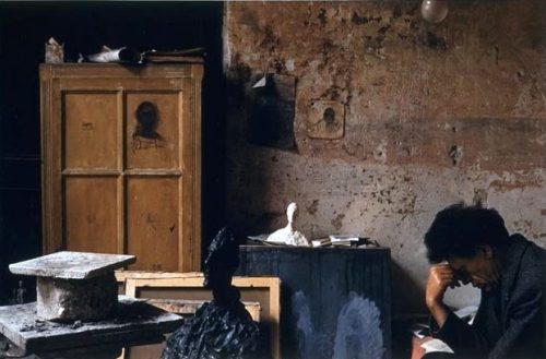 stepstepby:Alexander LibermanAlberto Giacometti in his Paris Studio, 1955