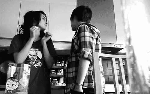 hotcouplesmakingloves:  hug