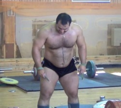 fhabhotdamncobs:strongbears: strongbears.tumblr.com    W♂♂F     (WARNING!   No “Pretty Boys” here.)