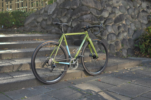 kinkicycle:  Breadwinner Cycles “Holeshot Disc” by Circles Japan on Flickr.