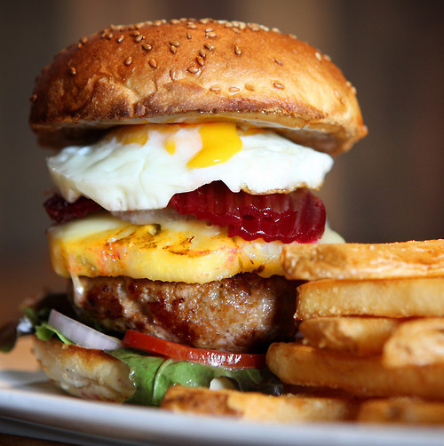 foodluxury:  Love Food? This blog is for you.   Instagram @Skippadap ♡