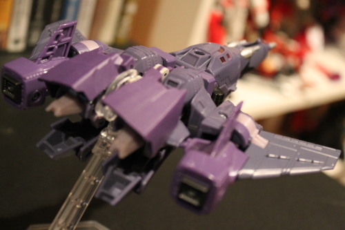 Transformers Challenge at Cybertron Cyclonus w/Maketoys Upgrade set