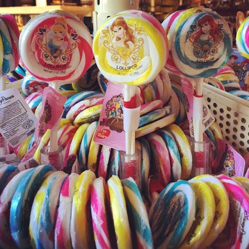 disney-food-porn:Today is National Lollipop Day! #dlr #Disney #disneypic #dizcolors #disneyfood #Dis