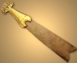 peashooter85:  Gold handled flint knife, pre-dynastic Egypt, 3,500 - 3,000 BC. Cairo Antiquities Museum.