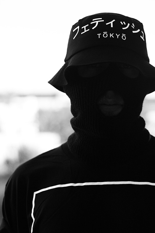 blvck-zoid:  Follow BLVCK-ZOID for fashion repcode ‘blvckzoid’ at Karmaloop for a discount