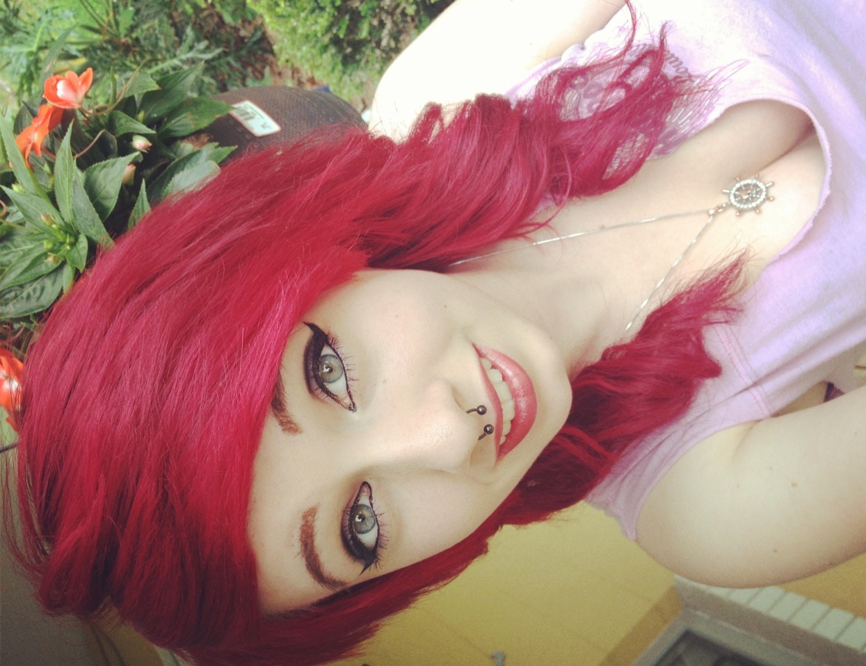 genocidewithinus:  “There’s a lot of pretty, pretty ones  That want to get you