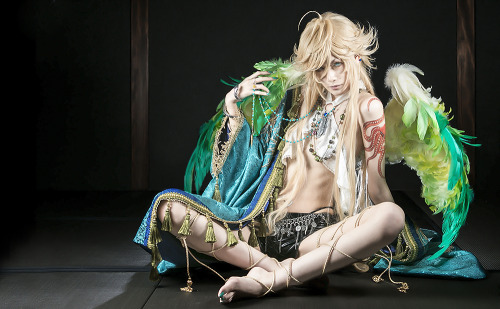 shehraxu00:Cosplayer | LibeiroI LOVE ALL HER COSPLAYS *A*>>She is so perfect that Kiyo-sensei follows her on twitter owo