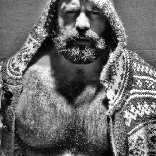 THE HAIRIEST MEN