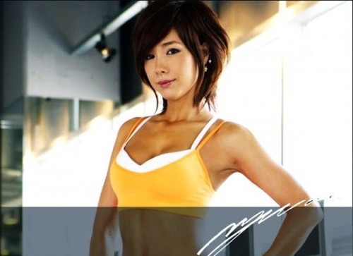 A 46 year old mother of two lost 20 kg in 3 months by exercising and dieting. Her