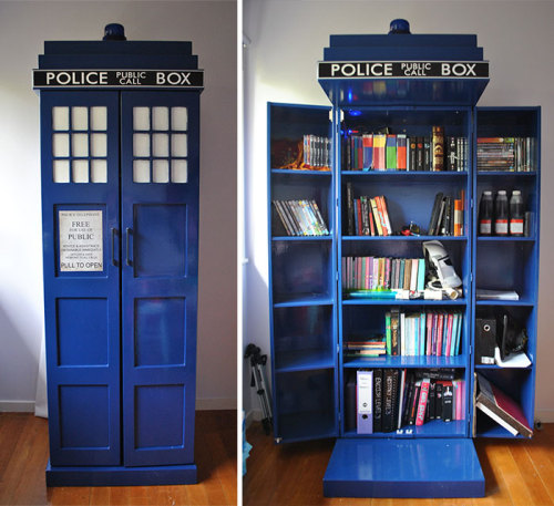 rifflebooks:  We want ALL. OF. THESE. Check out the full list of 20+ Of The Most Creative Bookshelves Ever via Bored Panda! 