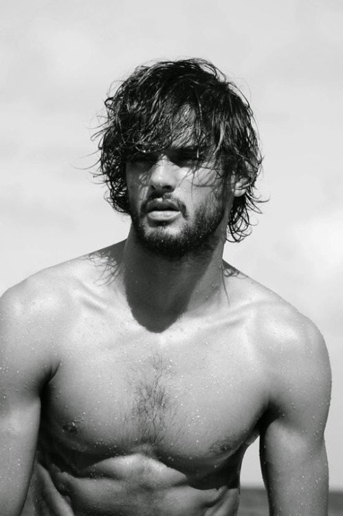 XXX takemetobedandlosemeforever:  Marlon Teixeira photo