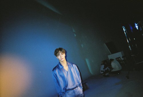 220610 Fancafe UpdateFilm Camera Jacket Behind (ASTRO’s Eyes)