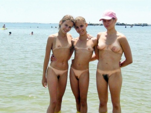 Porn photo nudistsandswingers:First time nudists +++