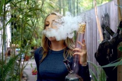 erotic-maryjane:  afternoon bong rips 