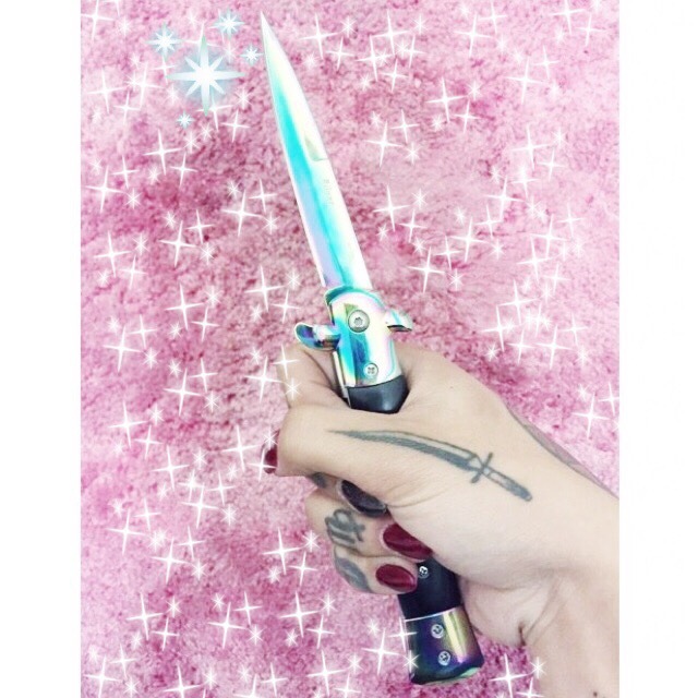 勾引和銷毀