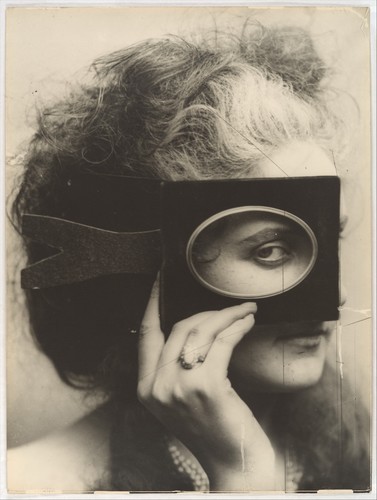 met-photos: Scherzo di Follia by Pierre-Louis Pierson, The Met’s PhotosGilman Collection, Gift of Th