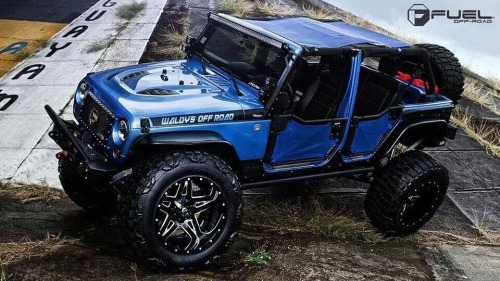 Fock ass jeep