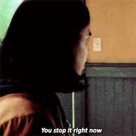 killians: Me reading spoilers about my otp