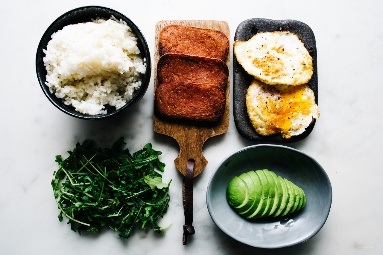 justfoodsingeneral:  Spam and Egg Onigirazu “Have you guys heard of onigirazu?