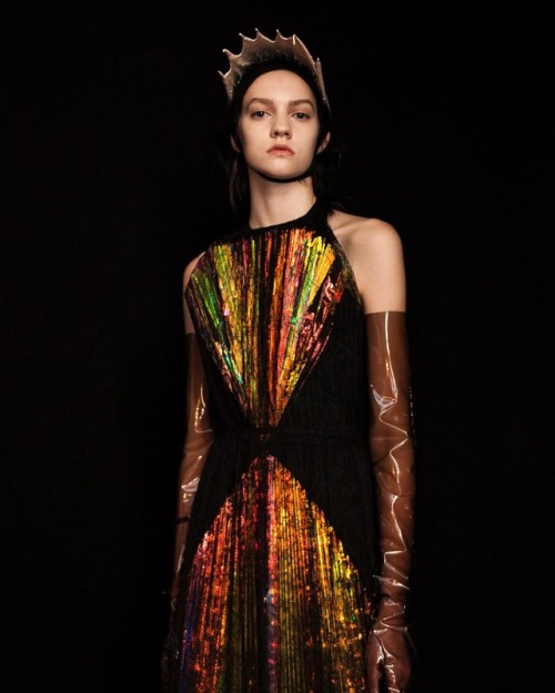 black-is-no-colour: Maison Margiela Artisanal by John Galliano, Spring 2018 show, behind the scenes.