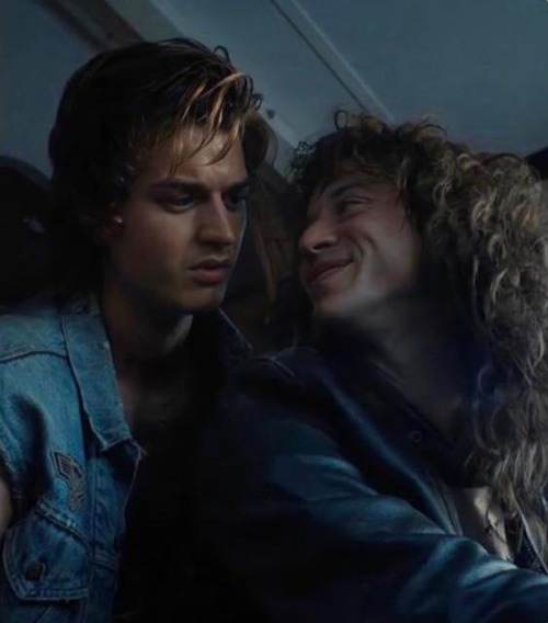 The Most Unrealistic Thing About Stranger Things Is That These Mfs Did Not Kiss NOT EVEN ONCE