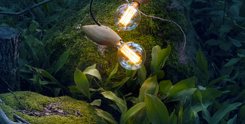 Giving new meaning to the word enlightenment, the genius of the Swarm Lamp lies in its ability to&nb