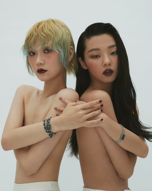 pocmodels:Yu Chaerim & Kim Dasom by Noh Seung for Dazed and Confused Korea Magazine - October 20