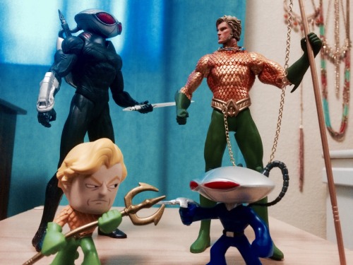 rafaplayswithtoys:  Aquaman Appreciation Post  As stated many times on this blog… I have a special place in my heart for the beloved King of the Seven Seas, Aquaman!  With the Zack Snyder’s reveal of Jason Momoa clad in Aquaman’s ceremonial armor