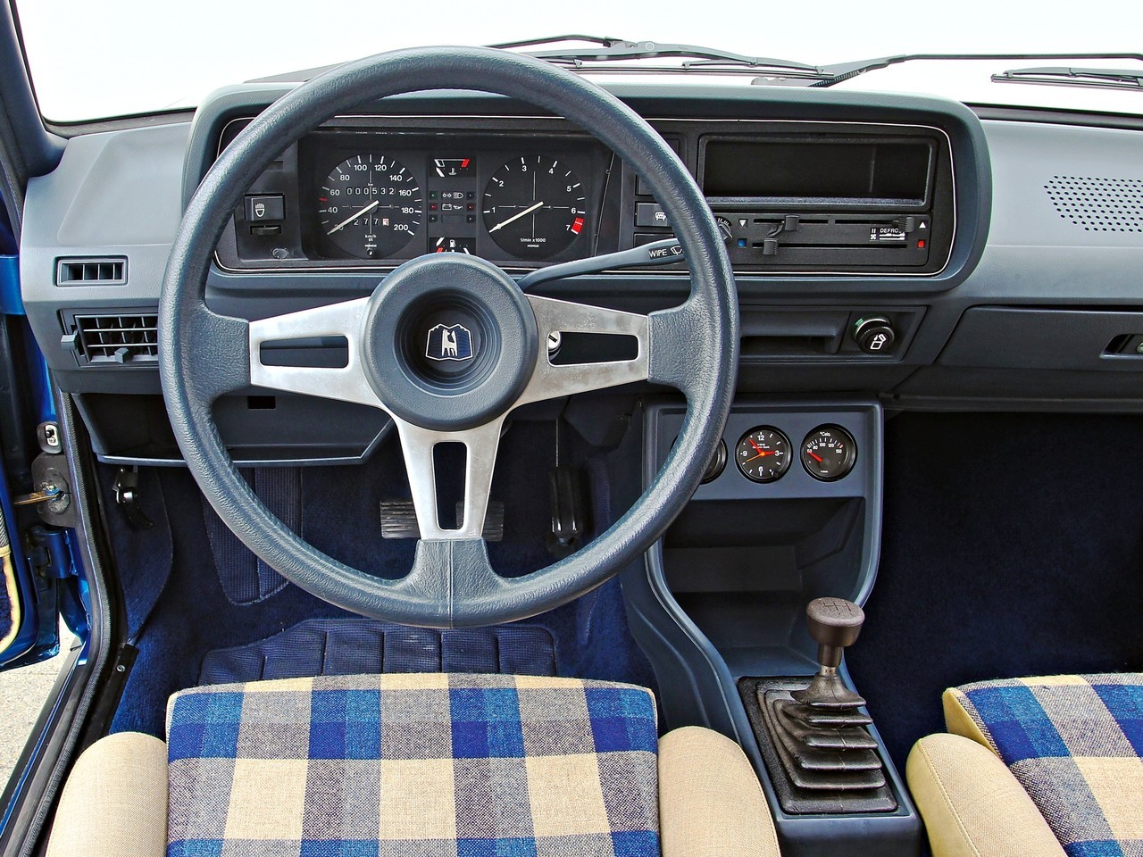 carsthatnevermadeitetc:  Volkswagen Passat GTi Prototype, 1977. A B1 Passat 3-door