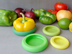 peachworm:  havocados:  veganpussy:  peanutbutta:  wacky-thoughts:  Food Huggers - Preserving the freshness of leftover produce  this makes me happy  I NEED THESE!!! OMG THE AVOCADO ONE!!  Madre de dios  oh my god