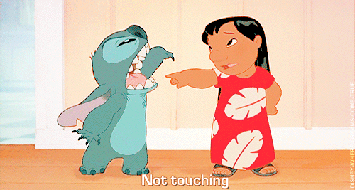 drowning-in-bloody-memories:  She’s touching him!