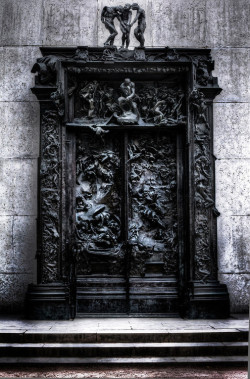 elegance-experience:  Rodin, la porte de