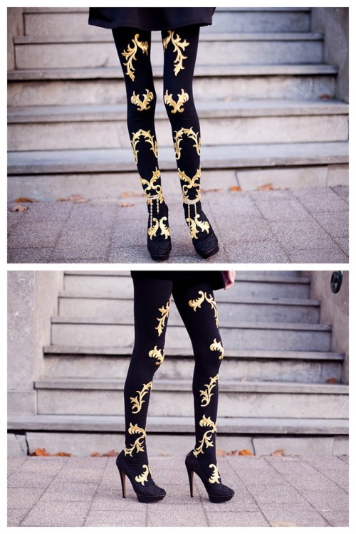 DIY Dolce &amp; Gabbana Inspired Baroque Applique Tights Tutorial from cocorosa Updated 2019These ap