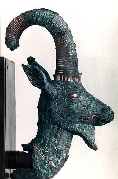 grandegyptianmuseum:Head of an ibex of a sacred barque (bronze with gold). Third Intermediate Period