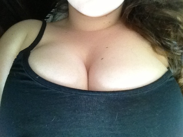 littleeegirl:  braless forever &amp; always